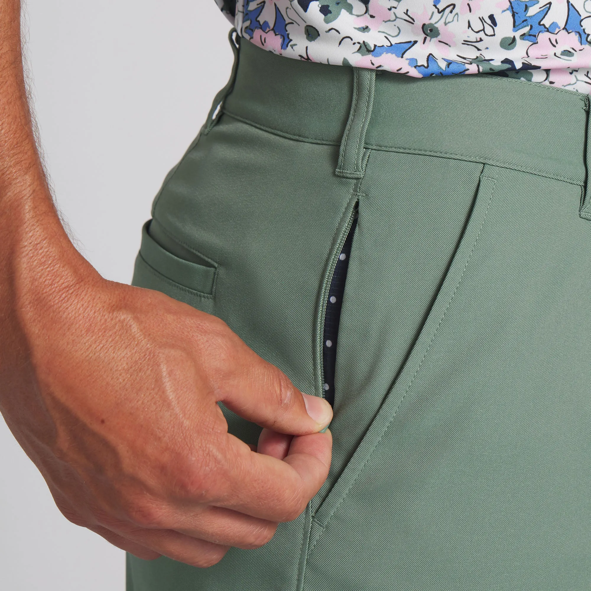 AP Pleated Golf Shorts