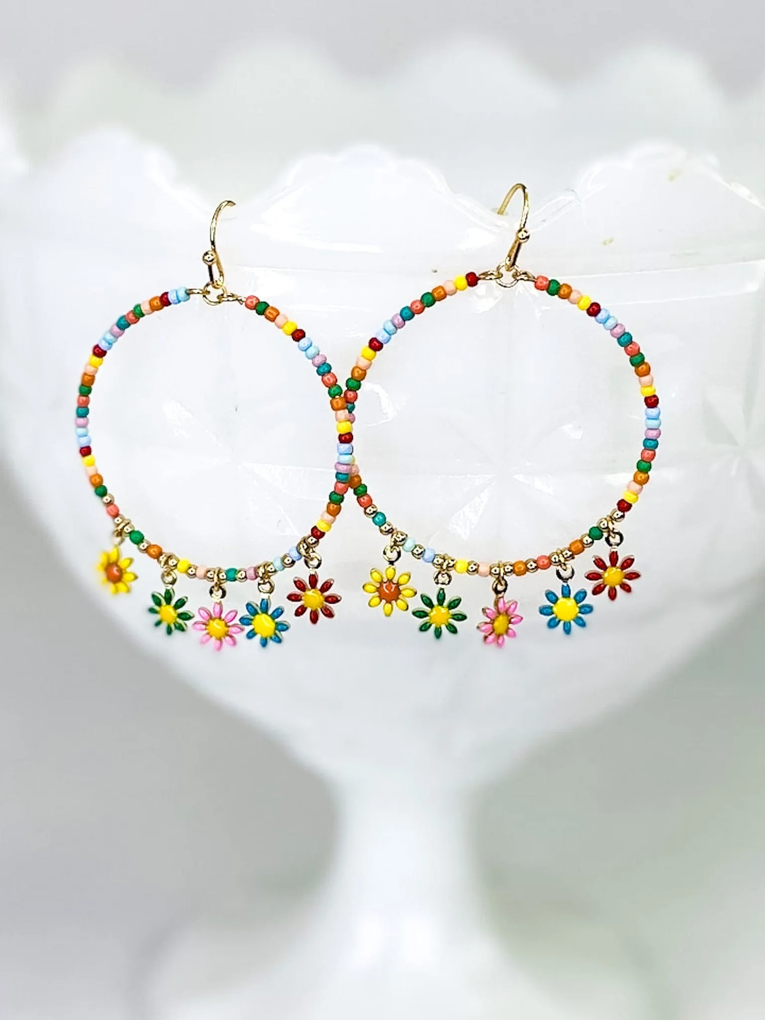 Bright Hippie Daisy Earring