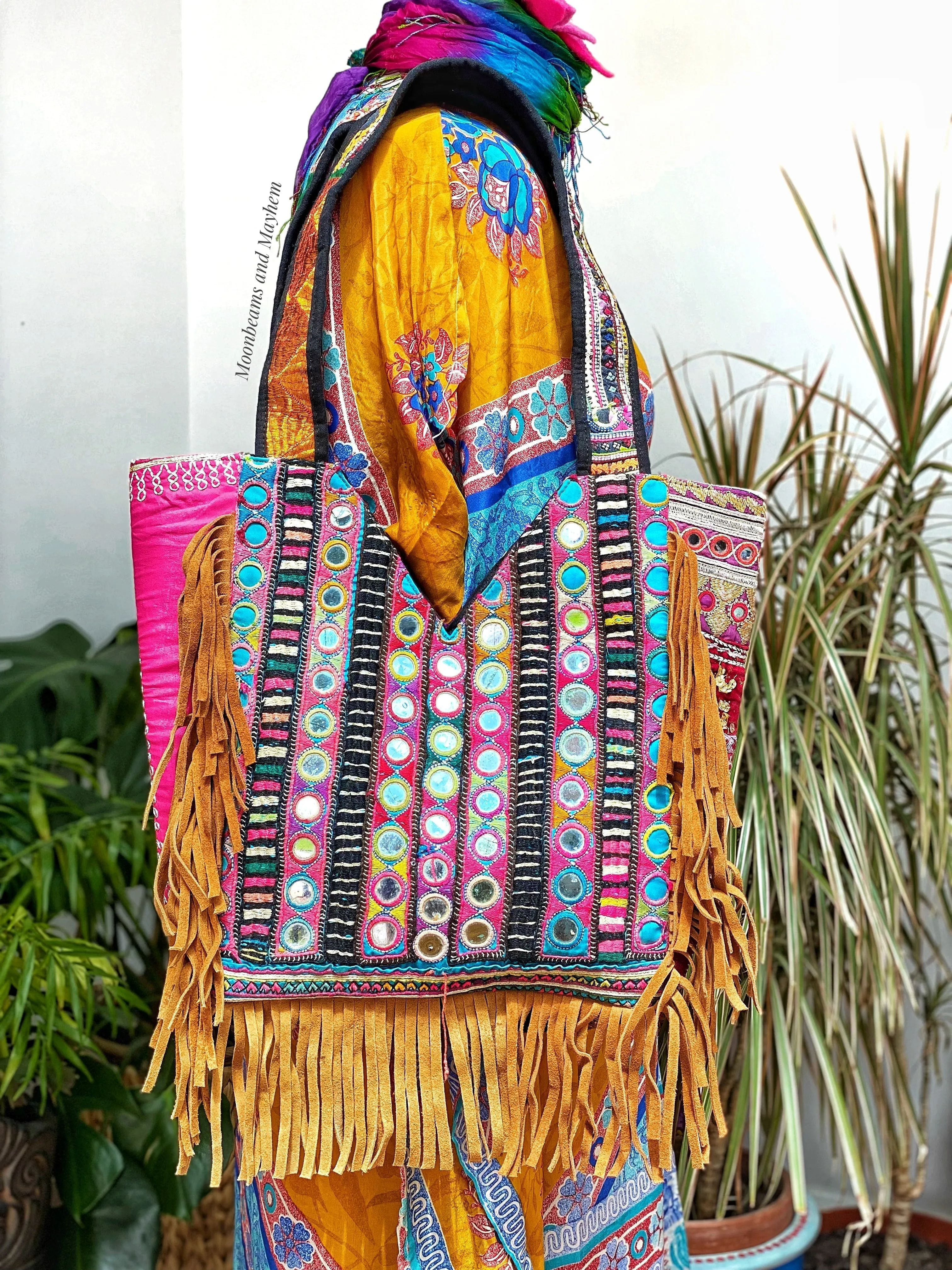 EXQUISITE ARIZONA TASSEL LEATHER SHOULDER BAG (B121)