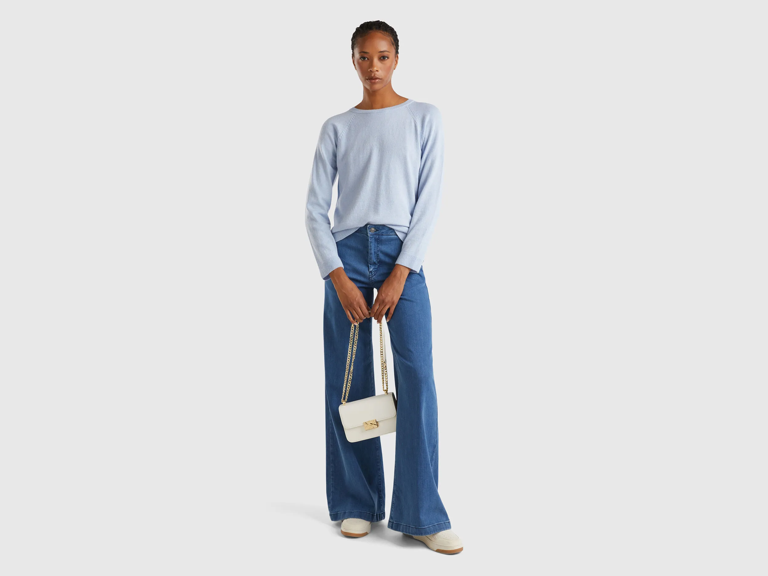 Ocean blue crew neck sweater in wool and cashmere blend - Light Blue | Benetton