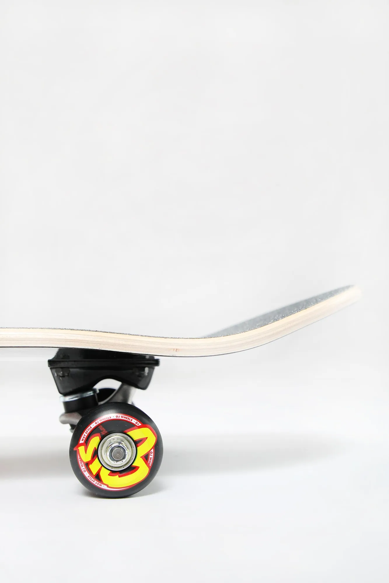 Santa Cruz Classic Dot Skateboard 8