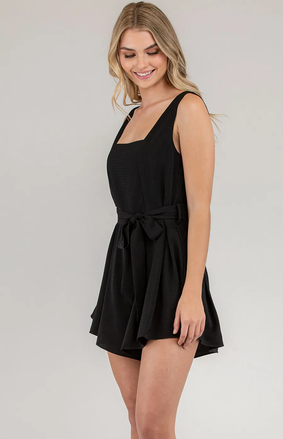 Square Neckline Thick Strap Playsuit with Pleat (SJP405B)