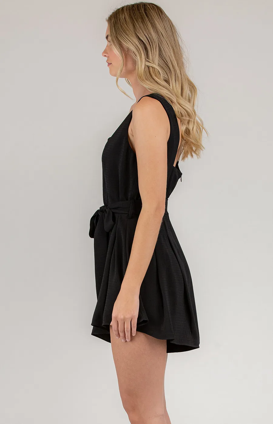 Square Neckline Thick Strap Playsuit with Pleat (SJP405B)