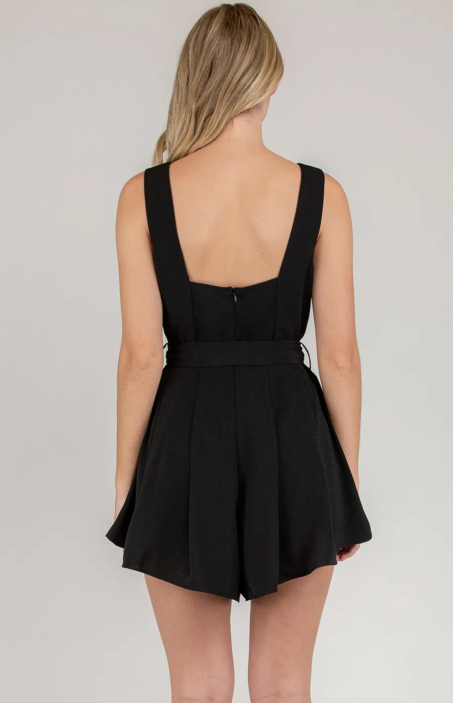 Square Neckline Thick Strap Playsuit with Pleat (SJP405B)